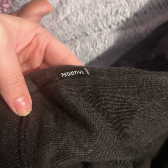 Embroider Primitive hoodie - Picture 3 of 4